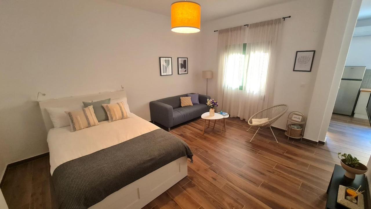 Yannis Apartment Aegina